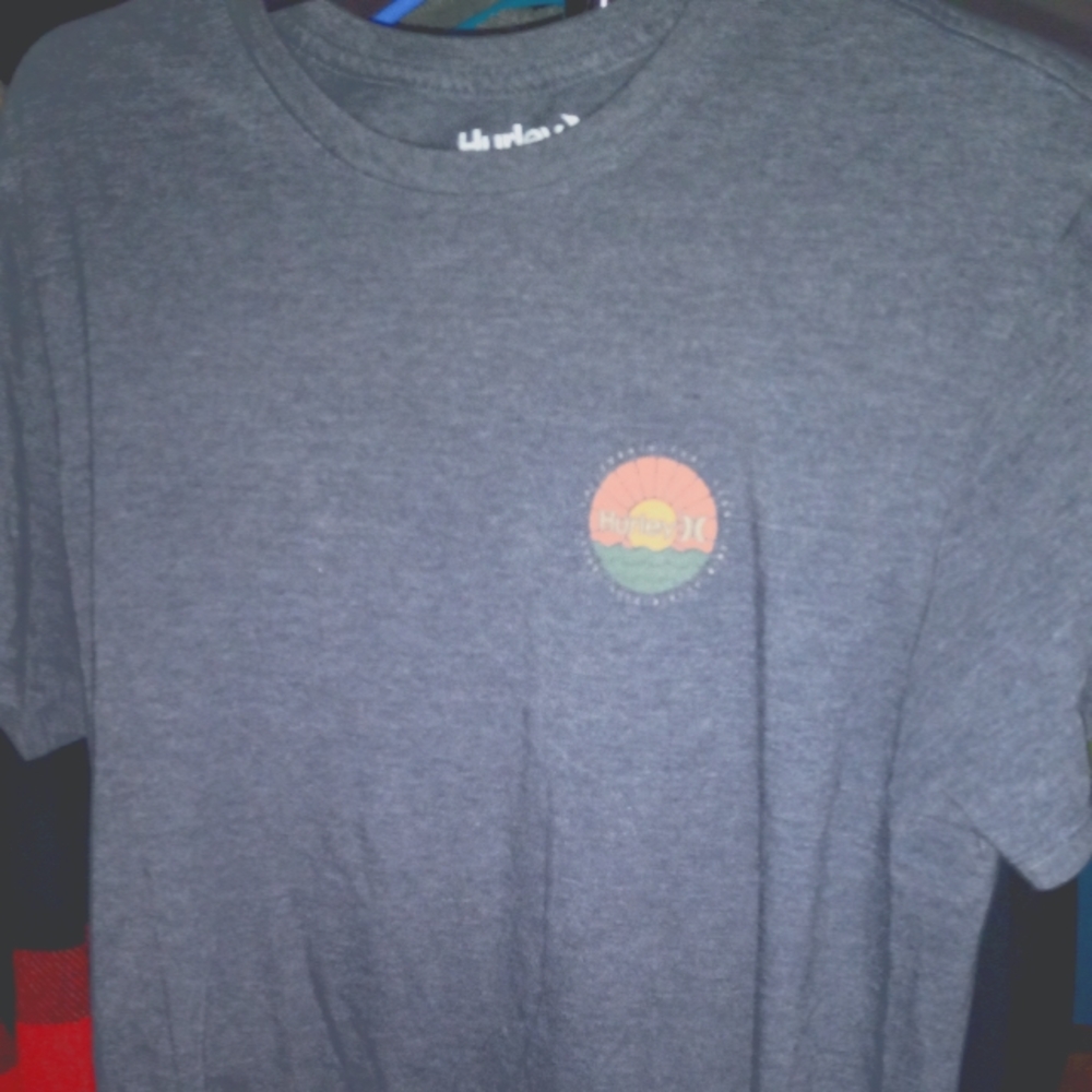 Men's Hurley Tee Medium